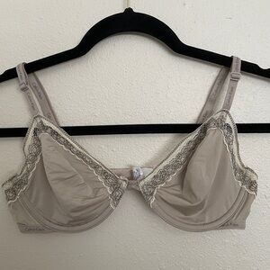 Calvin Klein Women's Lace Trim Bra - Gray